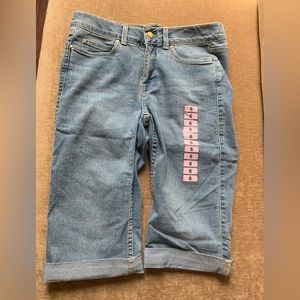 Rafaella Weekend Slimming Cuffed Capri Jeans Comfort Waist Stretch‎ Denim NWT